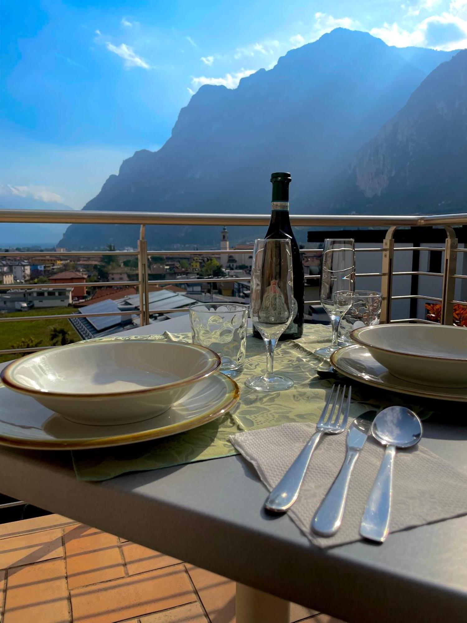 View & Chill Apartment Riva del Garda Dış mekan fotoğraf